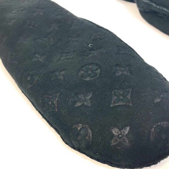 LOUIS VUITTON Monogram Gloves M76454 Black - Picture 5 of 9